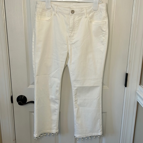 Soft Surroundings Denim - Soft Surroundings White Jeans with Pearl, Rhinestone & Lace Hem (10P)